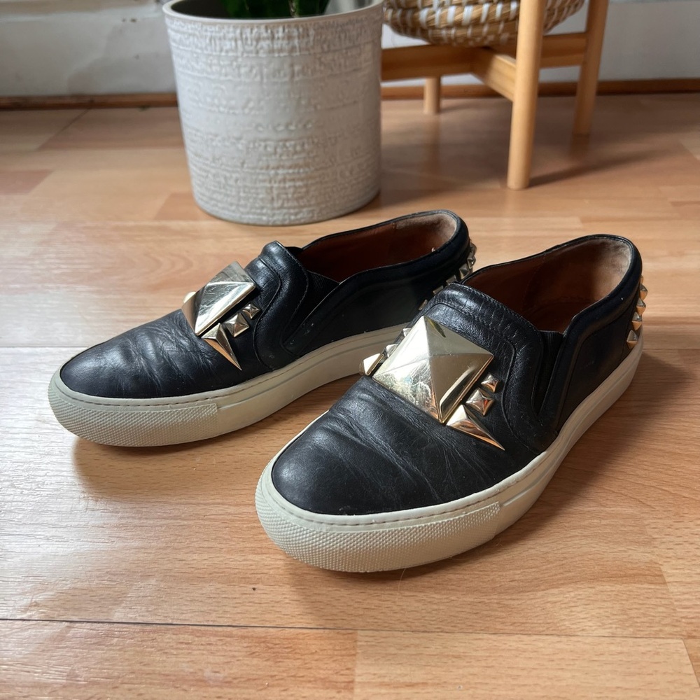 Givenchy Black Leather Slip-Ons with Gold stud embellishments Accents